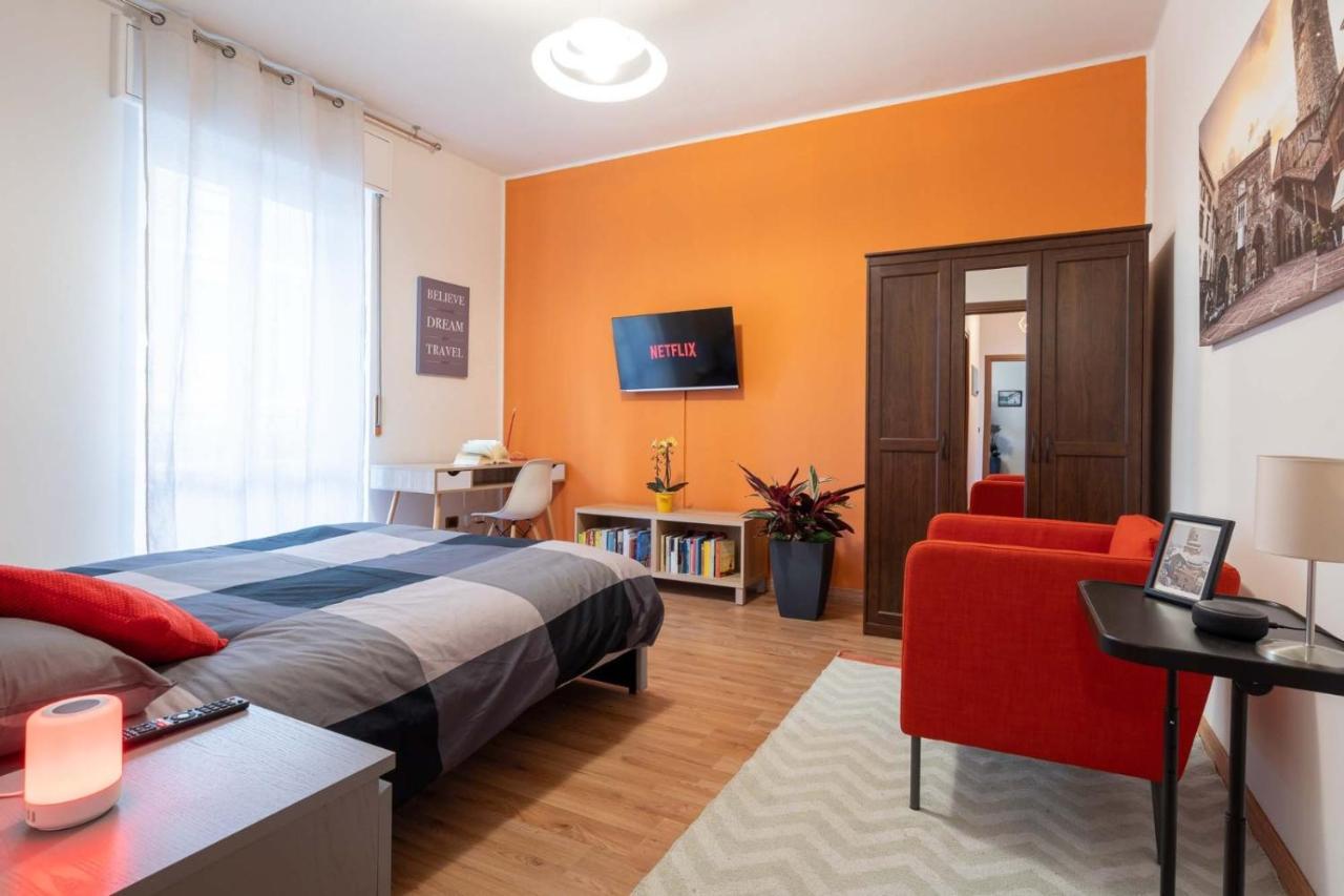 Casa Martina- Airport Free Shuttle-H24 Appartement Bergamo Buitenkant foto