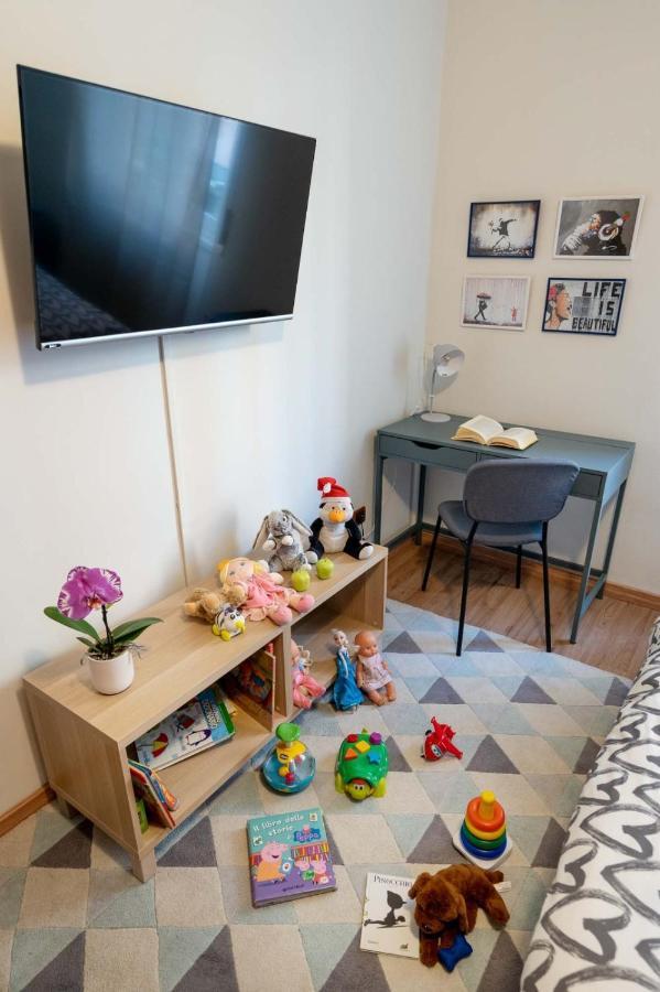 Casa Martina- Airport Free Shuttle-H24 Appartement Bergamo Buitenkant foto